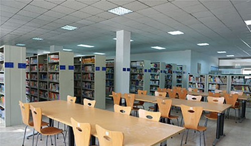 成都七中嘉祥外国语学校国际高中校园图书馆