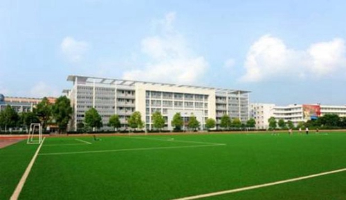 营山县小桥中学操场
