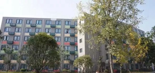 成都绵实外国语学校学生宿舍