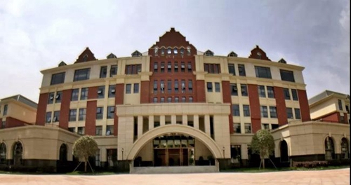 彭州市博骏学校教学楼