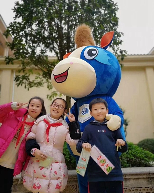 彭州市博骏学校快乐成长