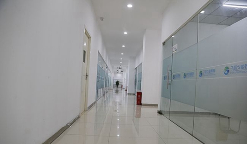 成都戈多艺术学校学校走廊