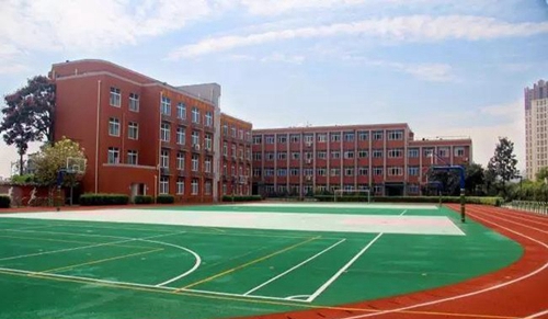 四川师范大学附属中学外国语学校教学楼、综合楼全景