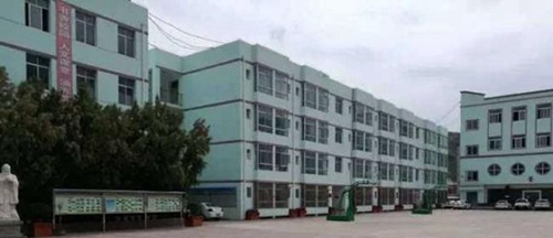 南部县东坝中学学校