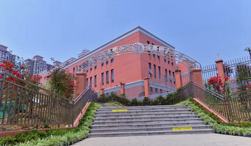四川省成都市第四十九中学校和美校区一角