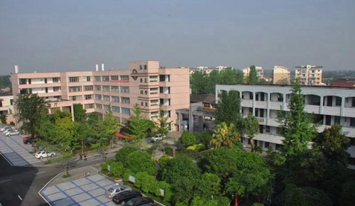 四川省邛崃市高埂中学实验、科技楼