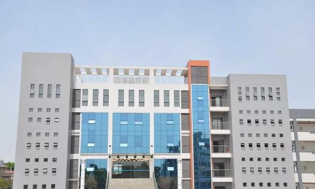 四川省邛崃市高埂中学弘道楼