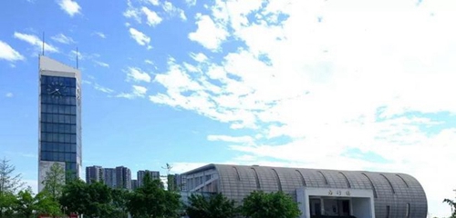 郫都区第四中学钟楼