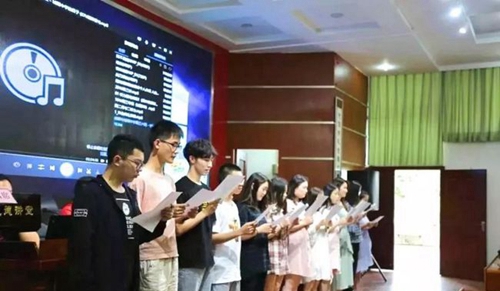 青白江城厢中学毕业典礼