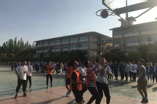 青白江城厢中学春季篮球赛