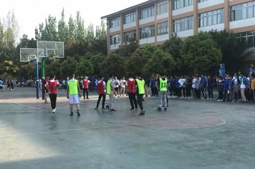 青白江城厢中学春季篮球赛2