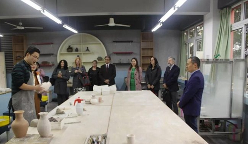 四川师范大学实验外国语学校国际部陶艺室