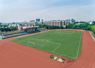 2025年鹤岗汽修专业中职学校