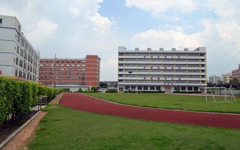 咸阳职业技术学院