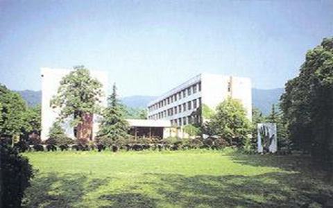 陕西亚太职业中等专业学校(宝鸡亚太专修学院