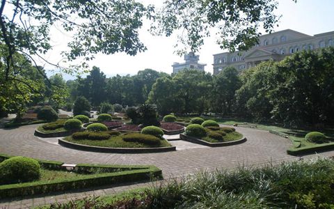 西安医药科技职业学校