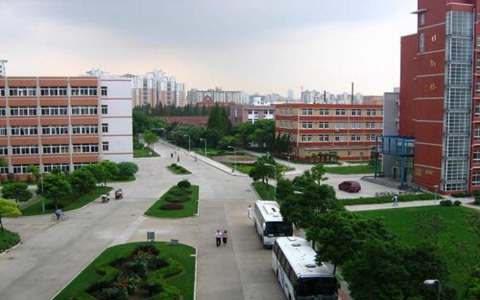 白城医学高等专科学校医学检验技术专业好不好?发展前景怎样