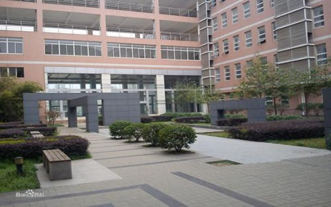 鹤岗师范高等专科学校语文教育专业好不好?发展前景怎样