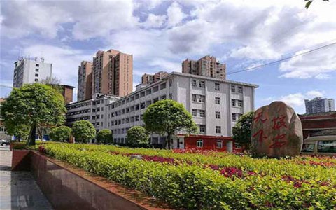 石家庄经济学院华信学院宿舍条件