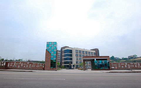 保定财贸学校2023年学费
