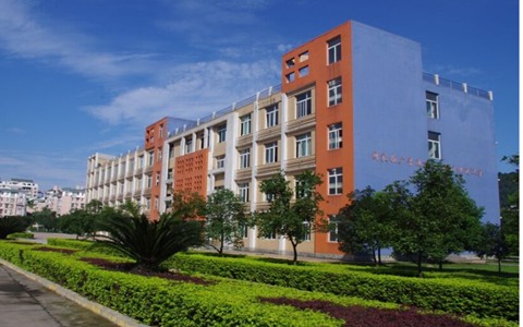 齐齐哈尔高等师范专科学校概况民航商务专业就业方向与前景分析