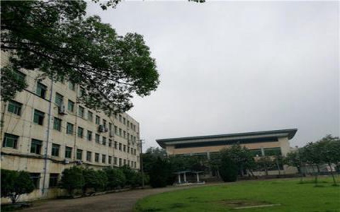 齐齐哈尔航空高等师范专科学校民航商务专业分析