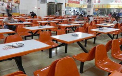 贵阳市白云区职业技术学校物流服务与管理