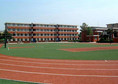 内江铁路机械学校学校简介