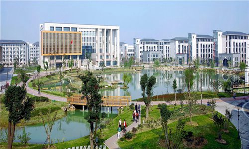 海宁卫生学校2023年录取最低分数线?