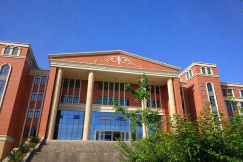安徽医学高等专科学校助产专业介绍