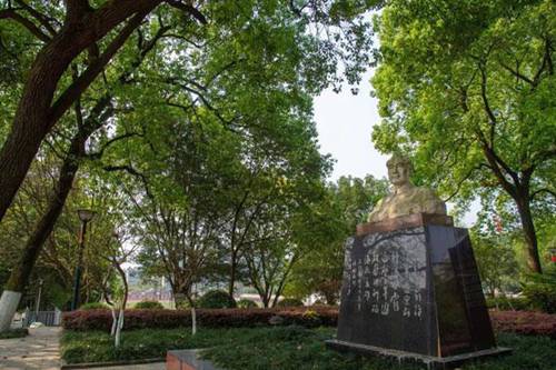 上饶市中等专业学校招生专业说明
