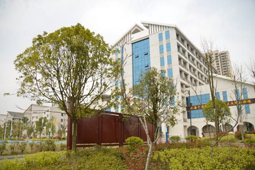 周至县第二高级职业中学2023年报名费及各专业学费收费标准怎么样