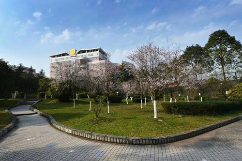 甘泉职业中学2023年怎么样?学校条件好不好?怎么样