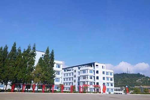 高碑店金桥航空中专学校无人机驾驶专业简介