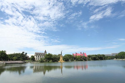 西安商贸旅游技师学院2023年招办招生电话及联系方式怎么样