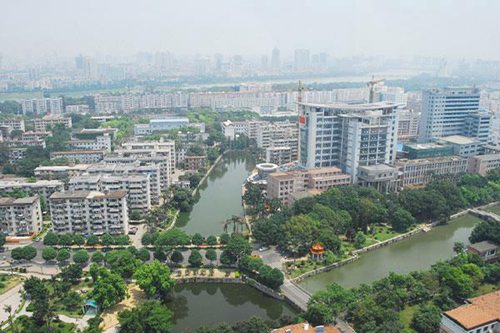 河北政法航空职业学院药剂专业怎样