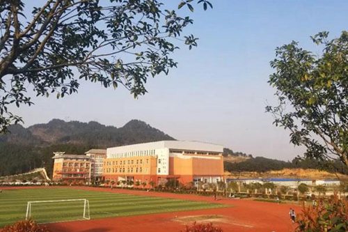 厦门|2023女生学广告学好就业吗 待遇怎么样