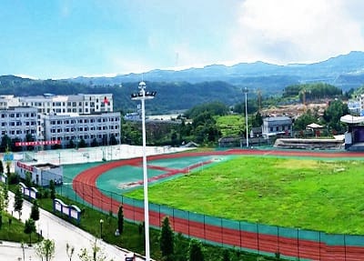 闽东卫生学校是公办还是民办？