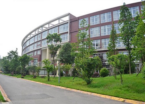 2024湖北排名前八的机电学校名单