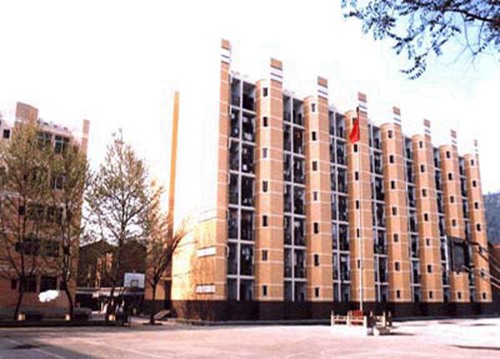 松桃苗族自治中等职业学校2025年招生条件是什么