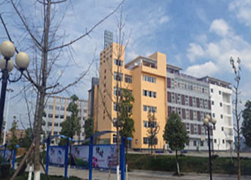 北京外事服务职业高级中学2025年报名条件是什么